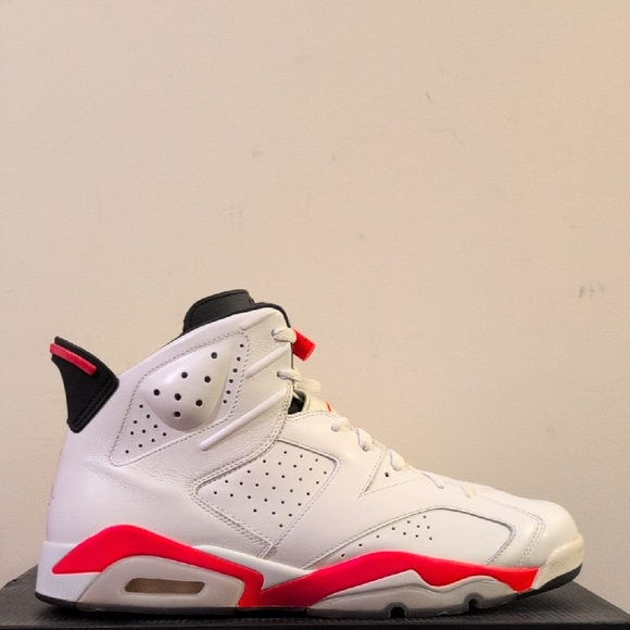 Nike Air Jordan 6 Retro VI Infrared sz 13